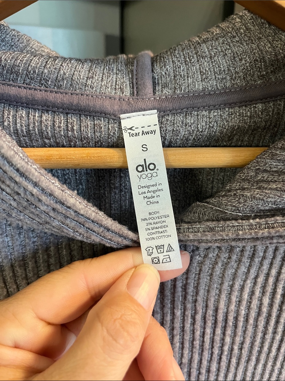 ALO Yoga Ribbed Hooded Cropped Sweater - Mauve Taupe Women’s Sz S - Picture 6 of 12